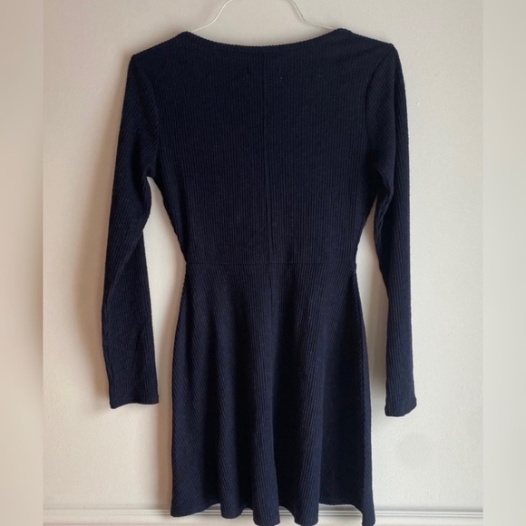 Urban Outfitters Knit Deep V-Neck Long Sleeve Navy Blue Mini Dress - Picture 2 of 5